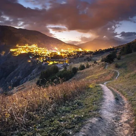 Апартаменты Sorbier By Leavetown Vacations Ле дез Альп